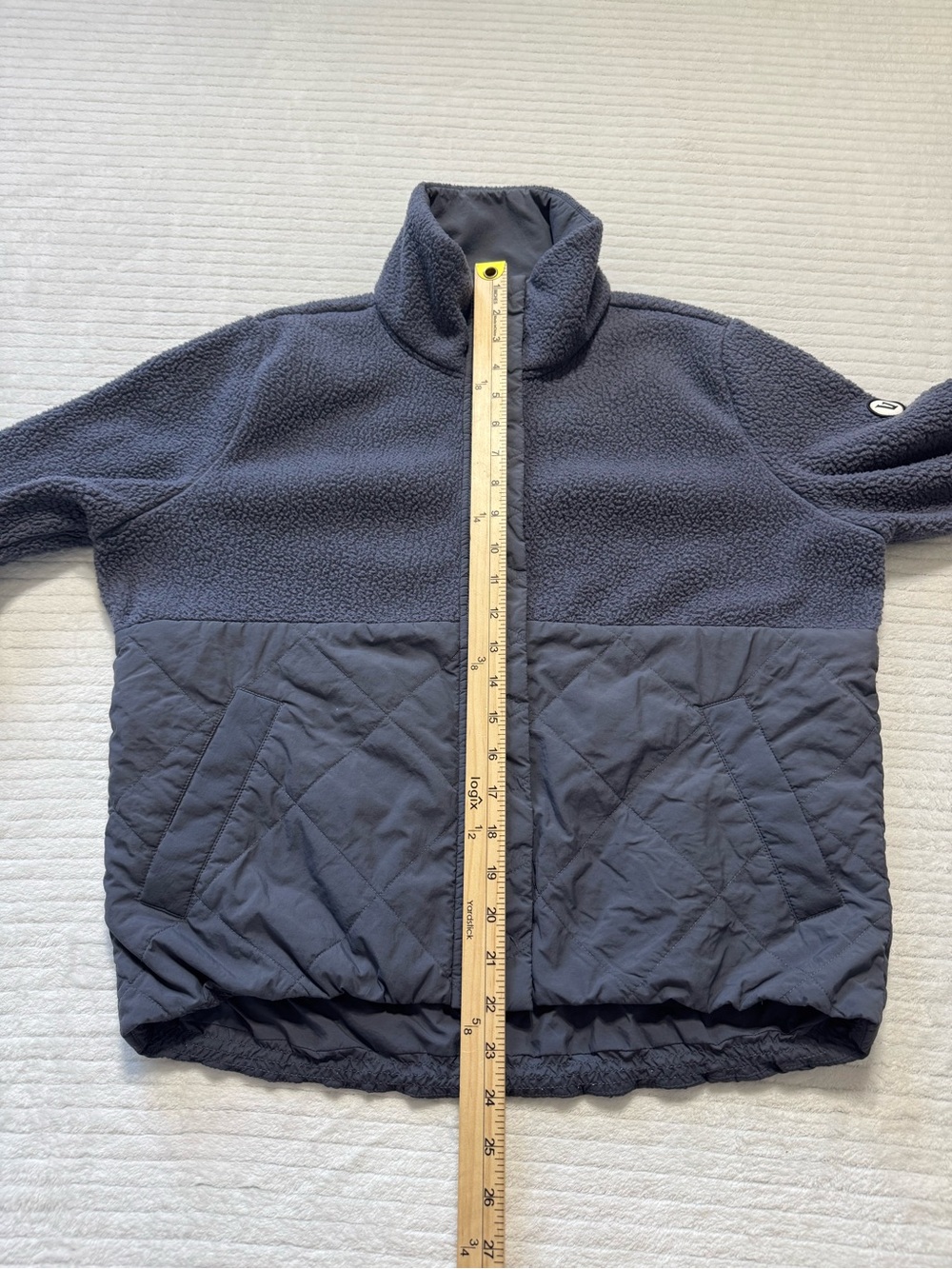Vuori Quilted Panel Sherpa Jacket - Charcoal - Picture 4 of 12